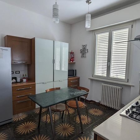 Appartamento Zona Grazie Ancona Esterno foto